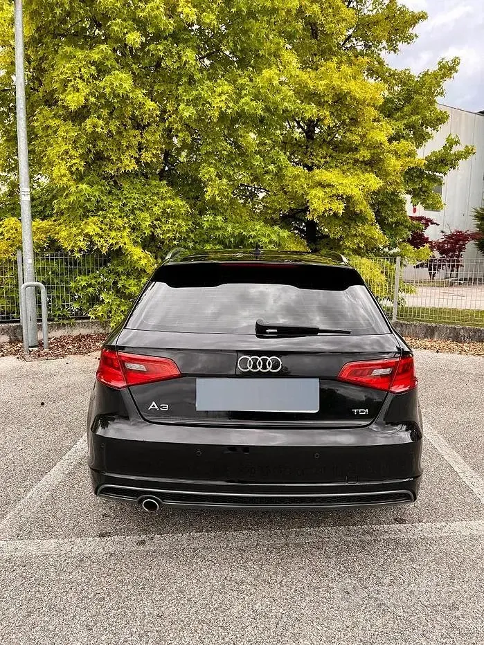 Usata Audi A3 S-Line 110 CV (80 kW) 2016 Nero Berlina