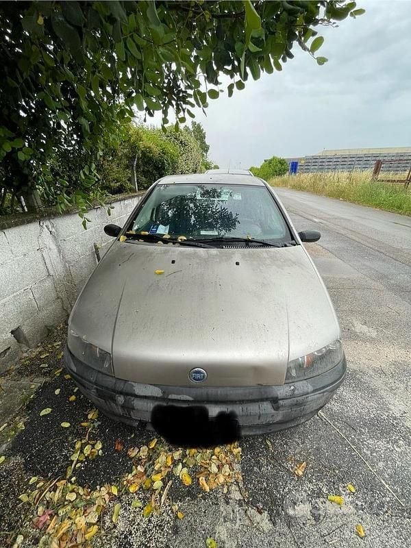 Usata Fiat Punto 2001 Grigio Utilitaria