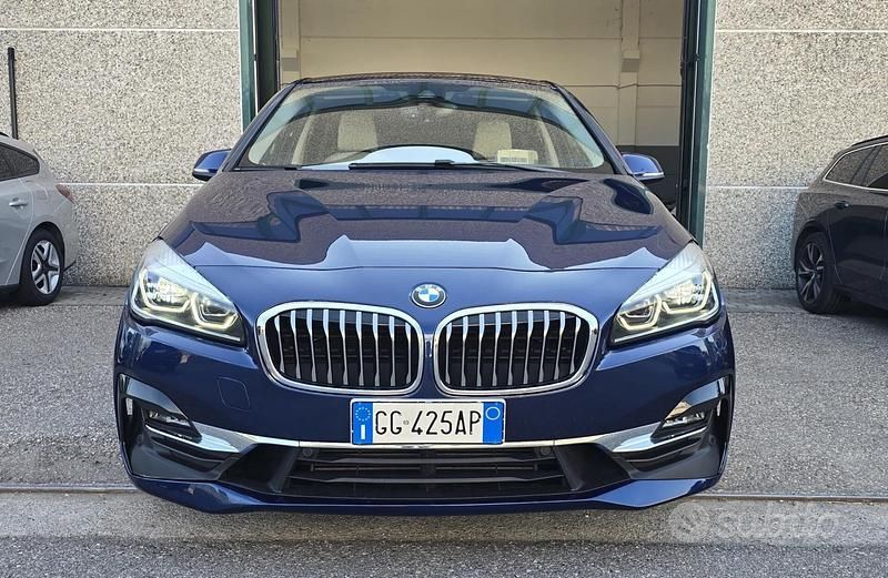 Usata BMW 220 Luxury Line 190 CV (139 kW) 2021 Blu/azzurro Station wagon