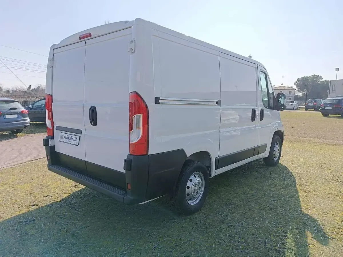 Usata Citroën Jumper 120 CV (88 kW) 2022 Bianco Monovolume