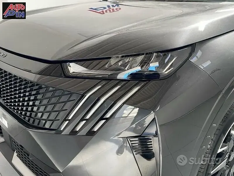 Usata Peugeot 5008 Allure 145 CV (106 kW) 2025 Other SUV