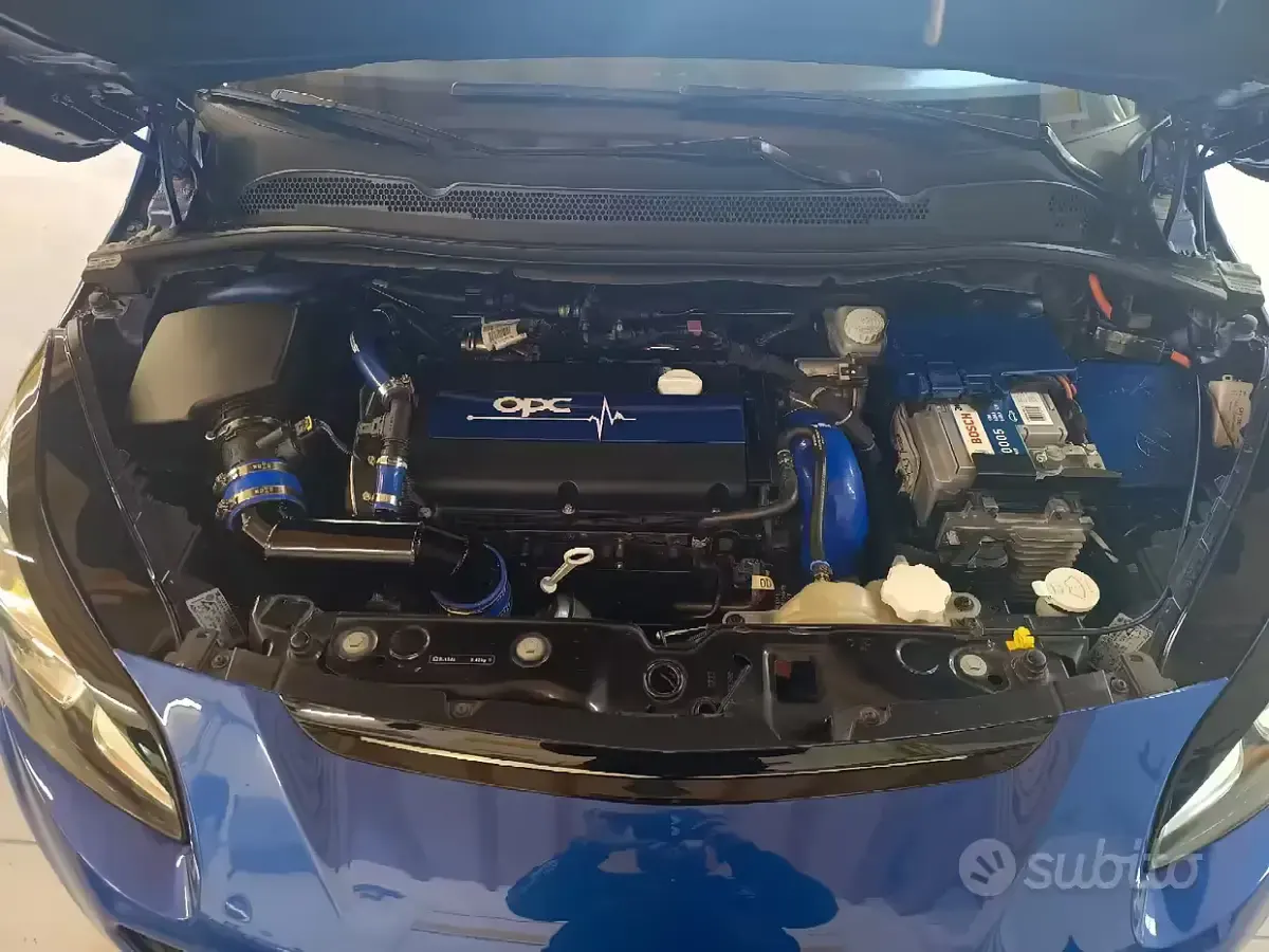 Usata Opel Corsa OPC 207 CV (152 kW) 2016 Blu Utilitaria