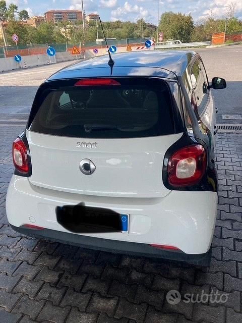 Usata Smart ForFour 61 CV (44 kW) 2019 Bianco Utilitaria