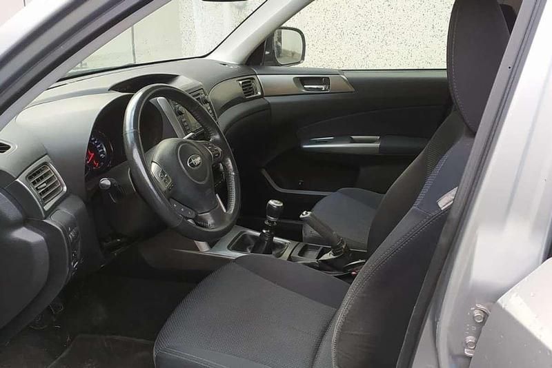 Usata Subaru Forester Exclusive+ 147 CV (108 kW) 2012 Argento SUV