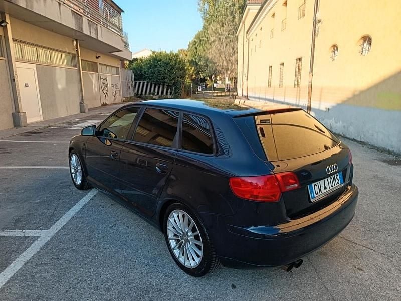 Usata Audi A3 199 CV (146 kW) 2005 Blu Utilitaria