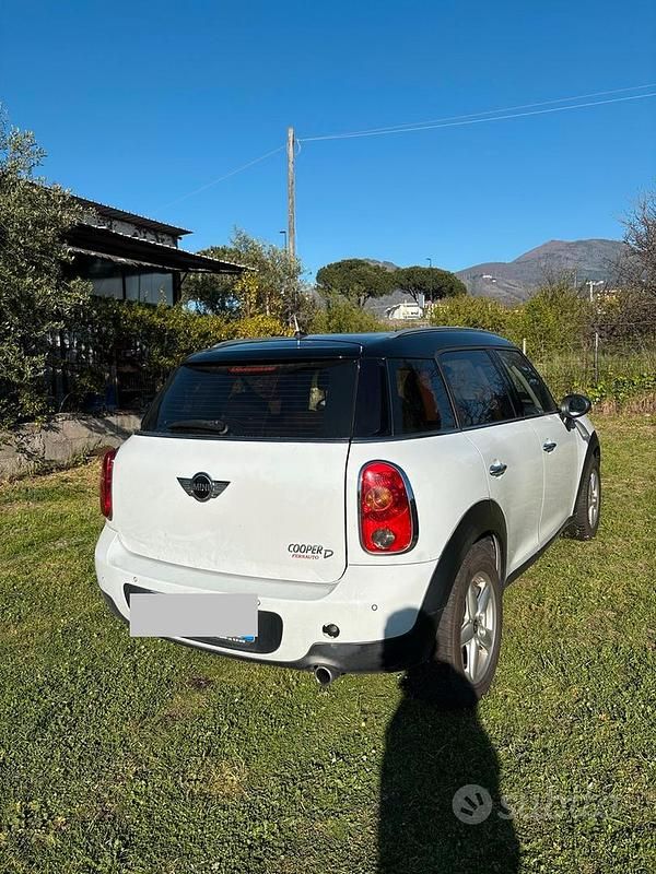 Usata Mini Cooper D Countryman 112 CV (82 kW) 2011 Bianco SUV