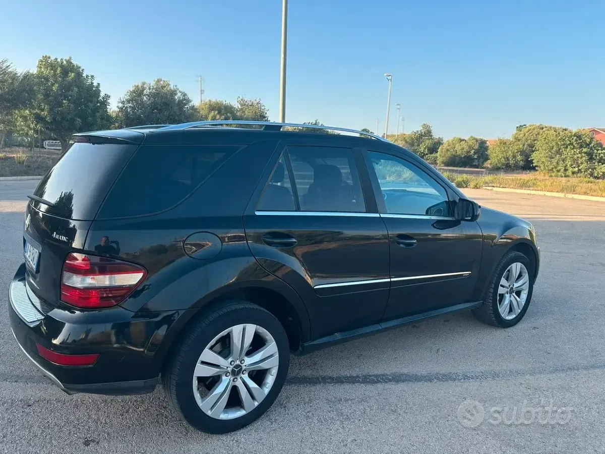 Usata Mercedes ML280 190 CV (139 kW) 2009 Nero SUV