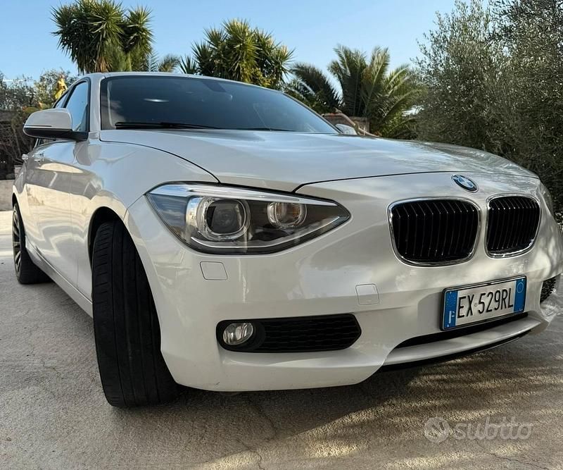 Usata BMW 120 184 CV (135 kW) 2014 Bianco Utilitaria