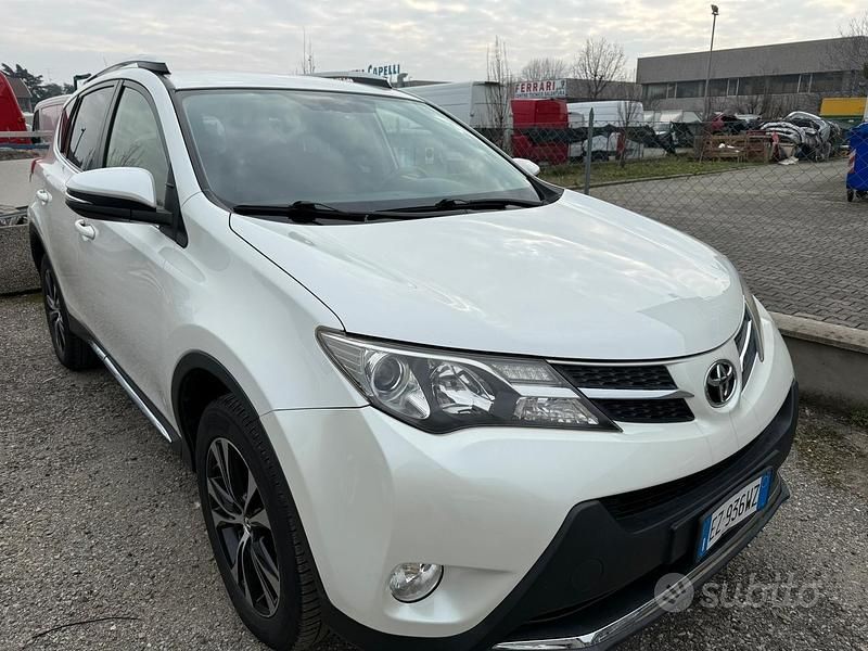 Occasion Toyota RAV4 151 ch (111 kW) 2015 Blanc SUV