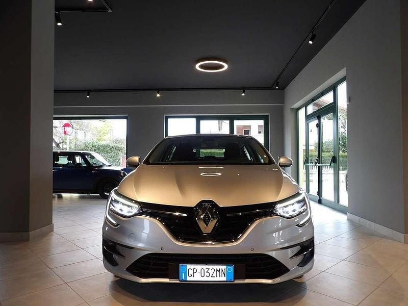 Usata Renault Mégane IV Techno 116 CV (85 kW) 2023 Argento Station wagon