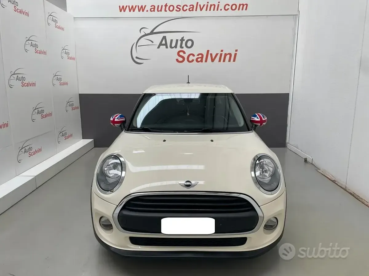 Usata Mini One D 95 CV (69 kW) 2016 Beige Utilitaria