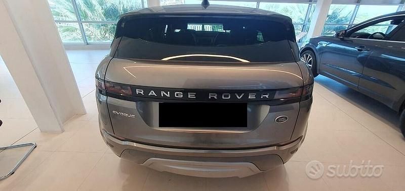 Usata Land Rover Range Rover evoque 203 CV (149 kW) 2021 Grigio SUV