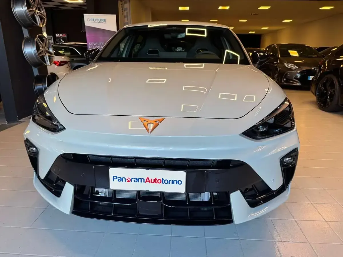 Nuova Cupra Leon 204 CV (150 kW) 2026 Beige Berlina