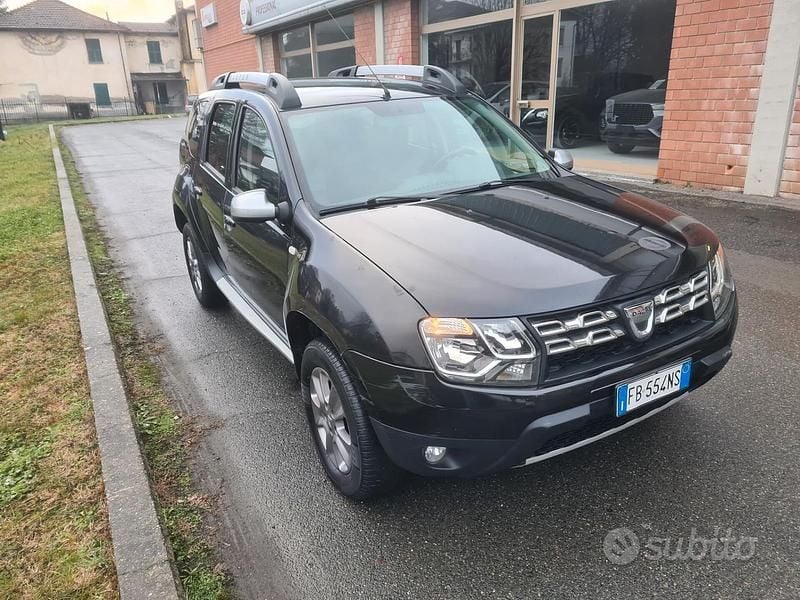 Usata Dacia Duster Ambiance 110 CV (80 kW) 2015 Nero Station wagon