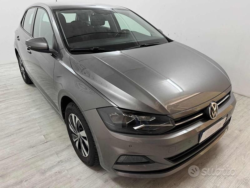 Usata VW Polo Comfortline 95 CV (69 kW) 2020 Grigio Utilitaria