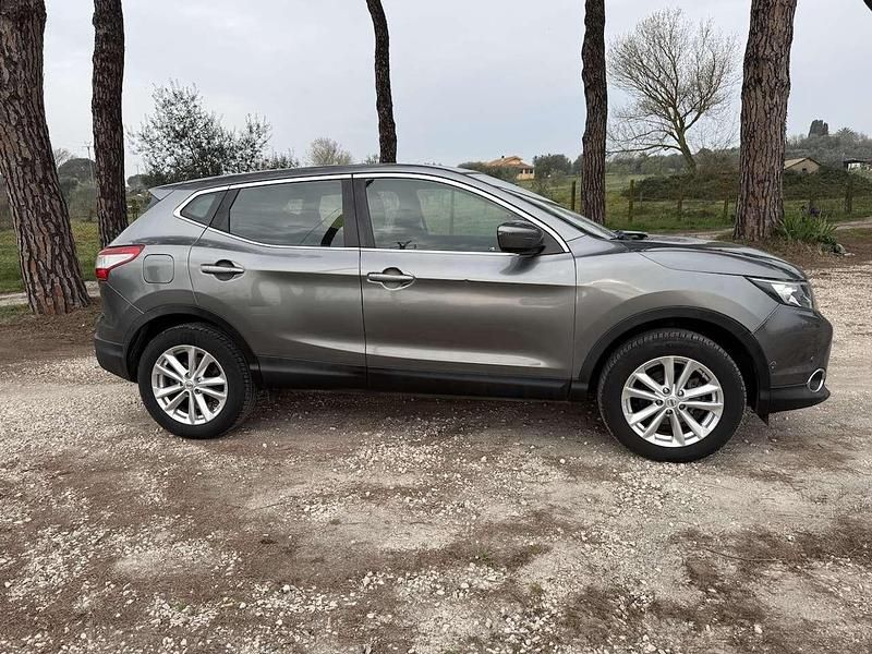 Usata Nissan Qashqai 110 CV (80 kW) 2016 Bianco SUV