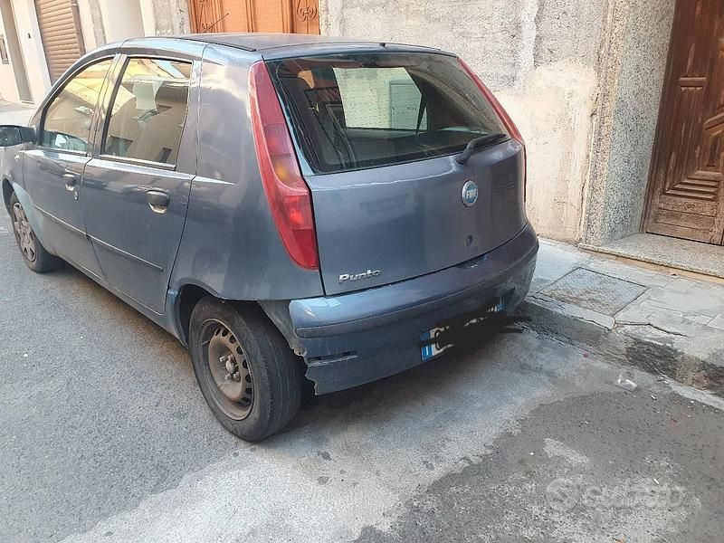 Blu Usata 2002 Fiat Punto Due volumi | 500 € (Ottimo prezzo) - Immagine 1/4