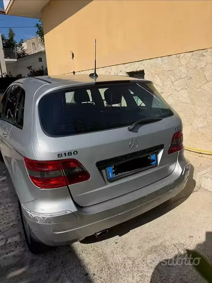Usata Mercedes B180 2006 Grigio Monovolume