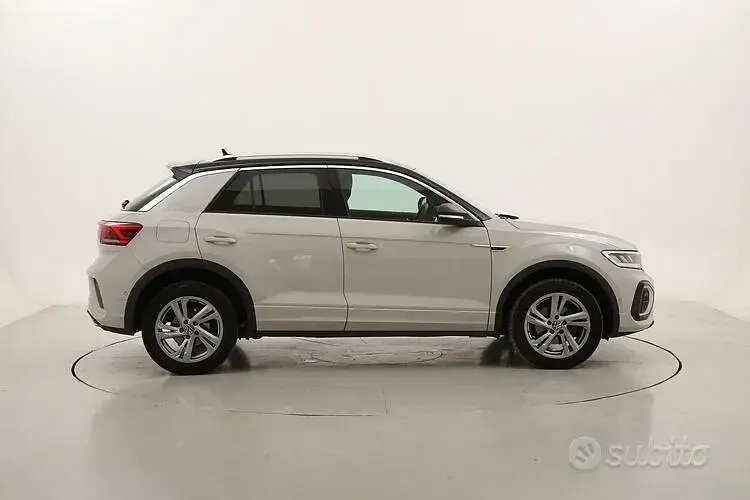 Usata VW T-Roc R-line 150 CV (110 kW) 2023 Grigio SUV