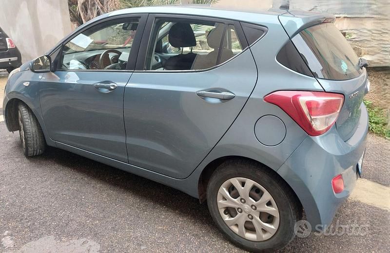 Usata Hyundai i10 2015 Grigio Utilitaria