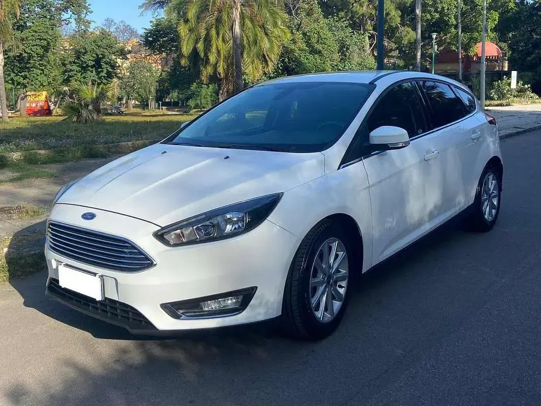 Usata Ford Focus Titanium 120 CV (88 kW) 2018 Bianco Berlina