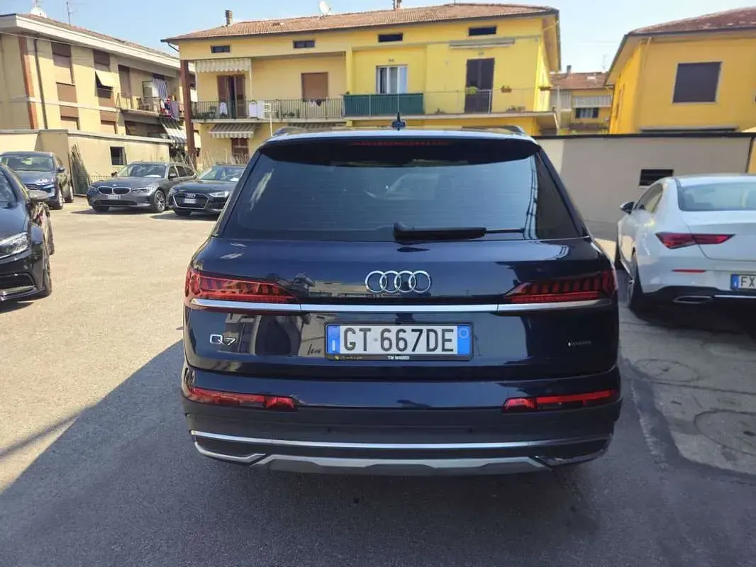 Usata Audi Q7 Ambiente 231 CV (169 kW) 2024 Nero SUV
