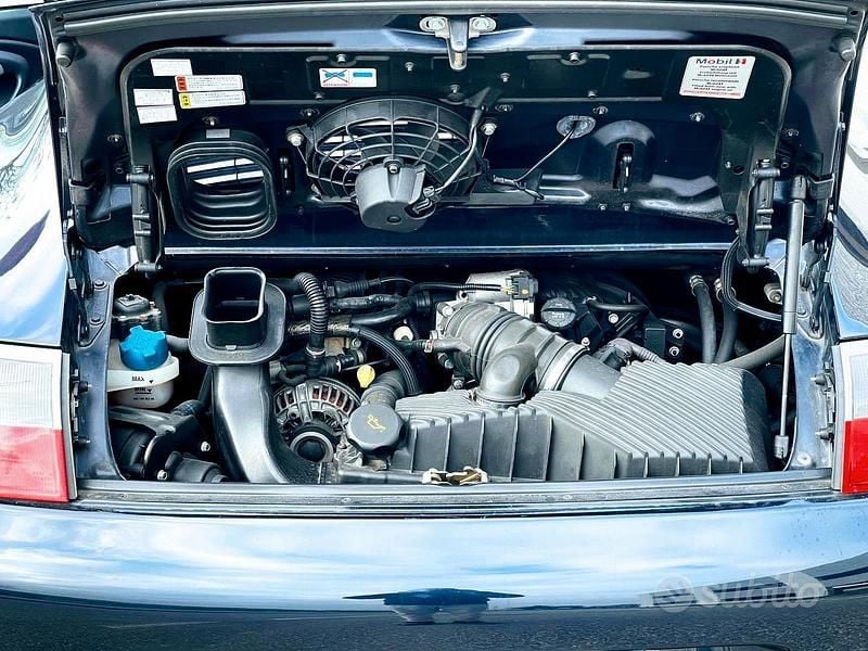 Usata Porsche 911 Carrera 320 CV (235 kW) 2003 Blu Coupé