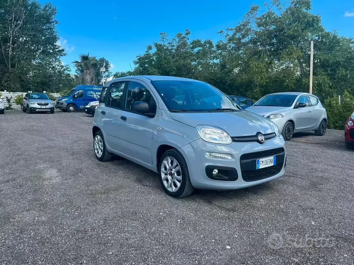 Usata Fiat Panda Easy 95 CV (69 kW) 2018 Grigio Utilitaria
