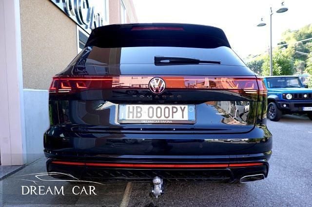 Usata VW Touareg R-line 231 CV (169 kW) 2024 Nero metallizzato SUV