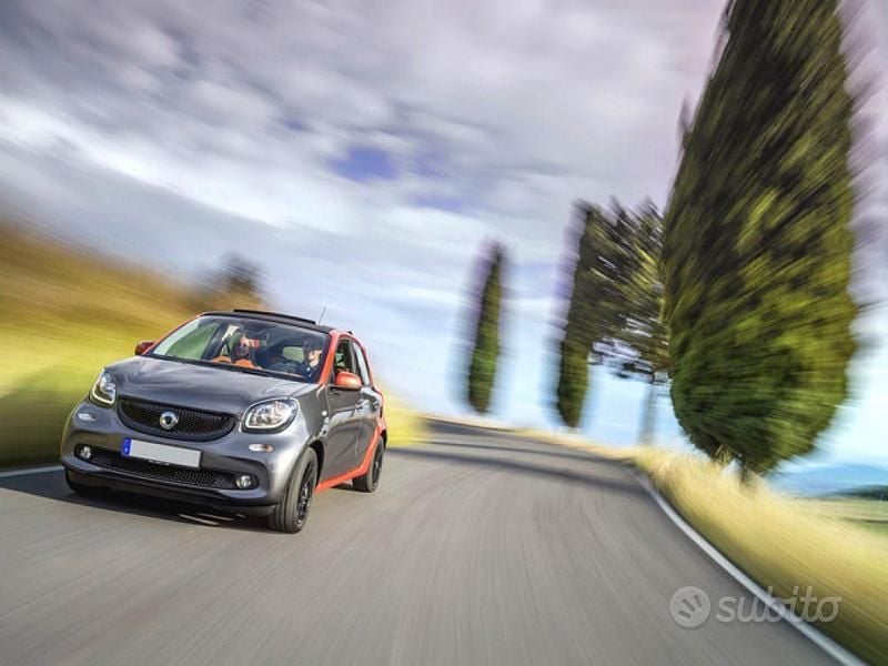 Usata Smart ForFour Passion 70 CV (51 kW) 2015 Nero Utilitaria