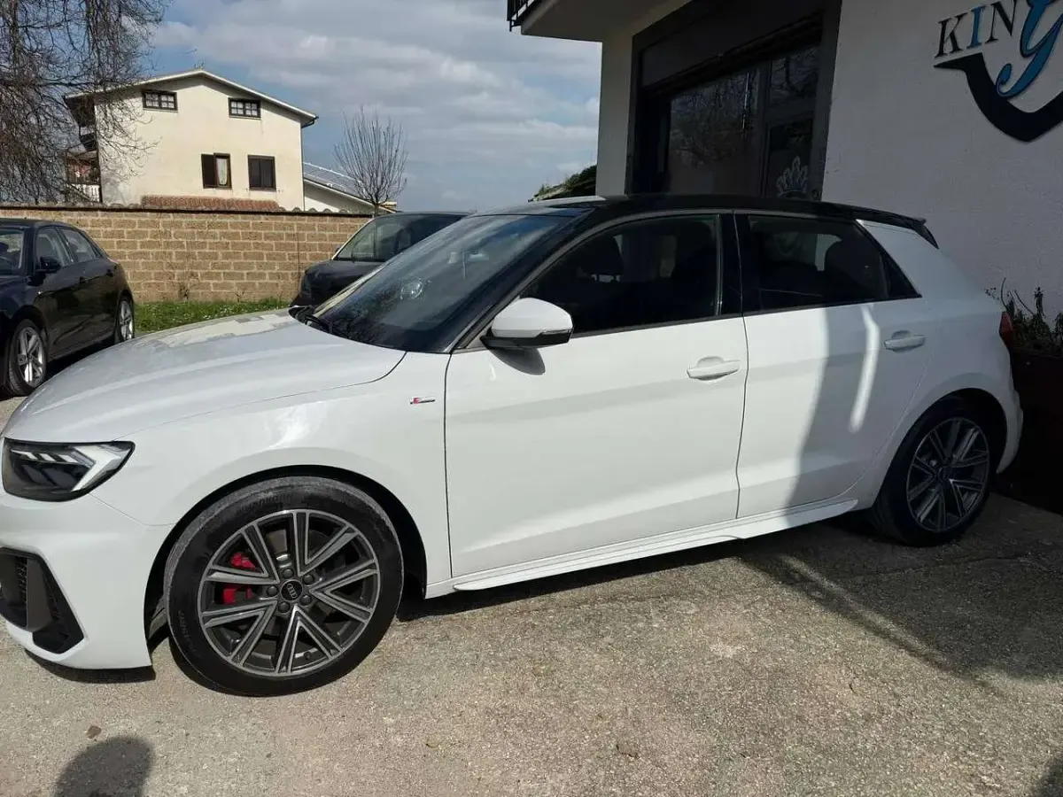 Usata Audi A1 Sportback S-Line 110 CV (80 kW) 2021 Other Utilitaria