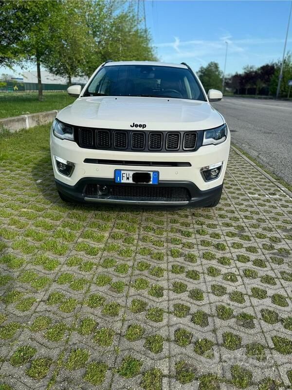 Usata Jeep Compass Limited 170 CV (125 kW) 2019 Bianco SUV