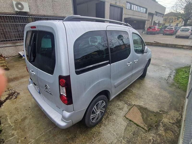 Usata Citroën Berlingo XTR 99 CV (72 kW) 2016 Argento Monovolume