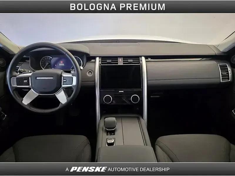Usata Land Rover Discovery 5 249 CV (183 kW) 2024 Bianco SUV