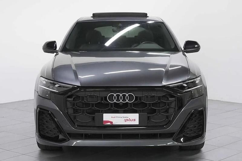 Usata Audi Q8 S-Line 285 CV (209 kW) 2024 Grigio SUV