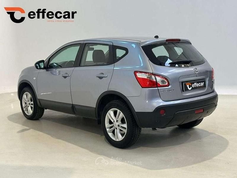 Usata Nissan Qashqai N-TEC 110 CV (80 kW) 2013 Grigio SUV