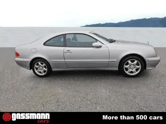 Usata Mercedes CLK320 Avantgarde 218 CV (160 kW) 2000 Argento Coupé