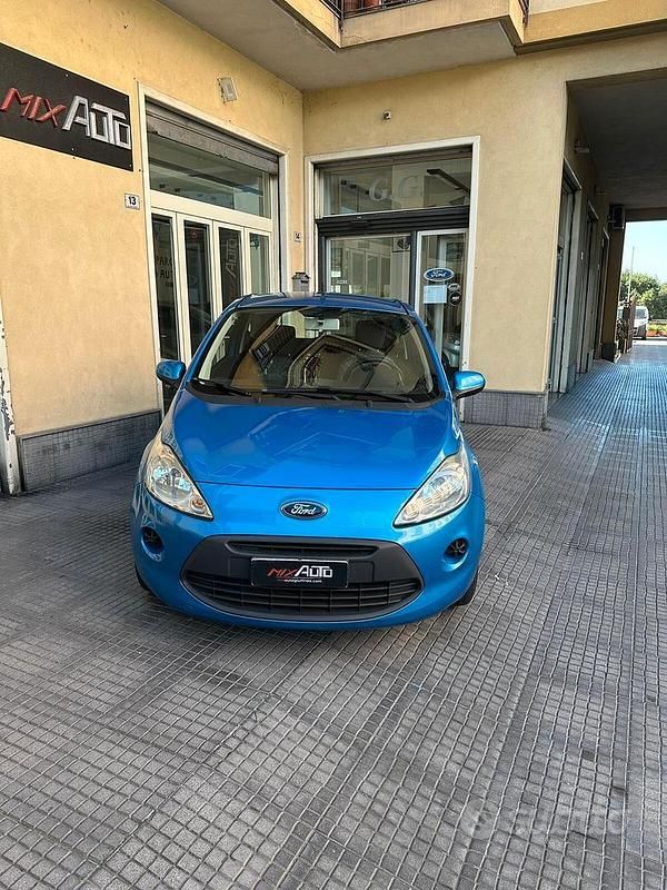 Usata Ford Ka 69 CV (50 kW) 2016 Blu Berlina