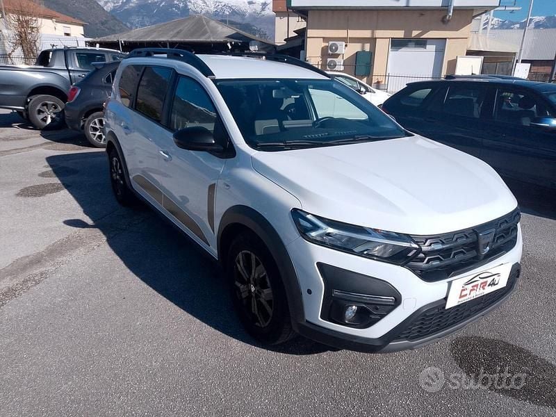 Usata Dacia Jogger Extreme 101 CV (74 kW) 2022 Bianco Monovolume