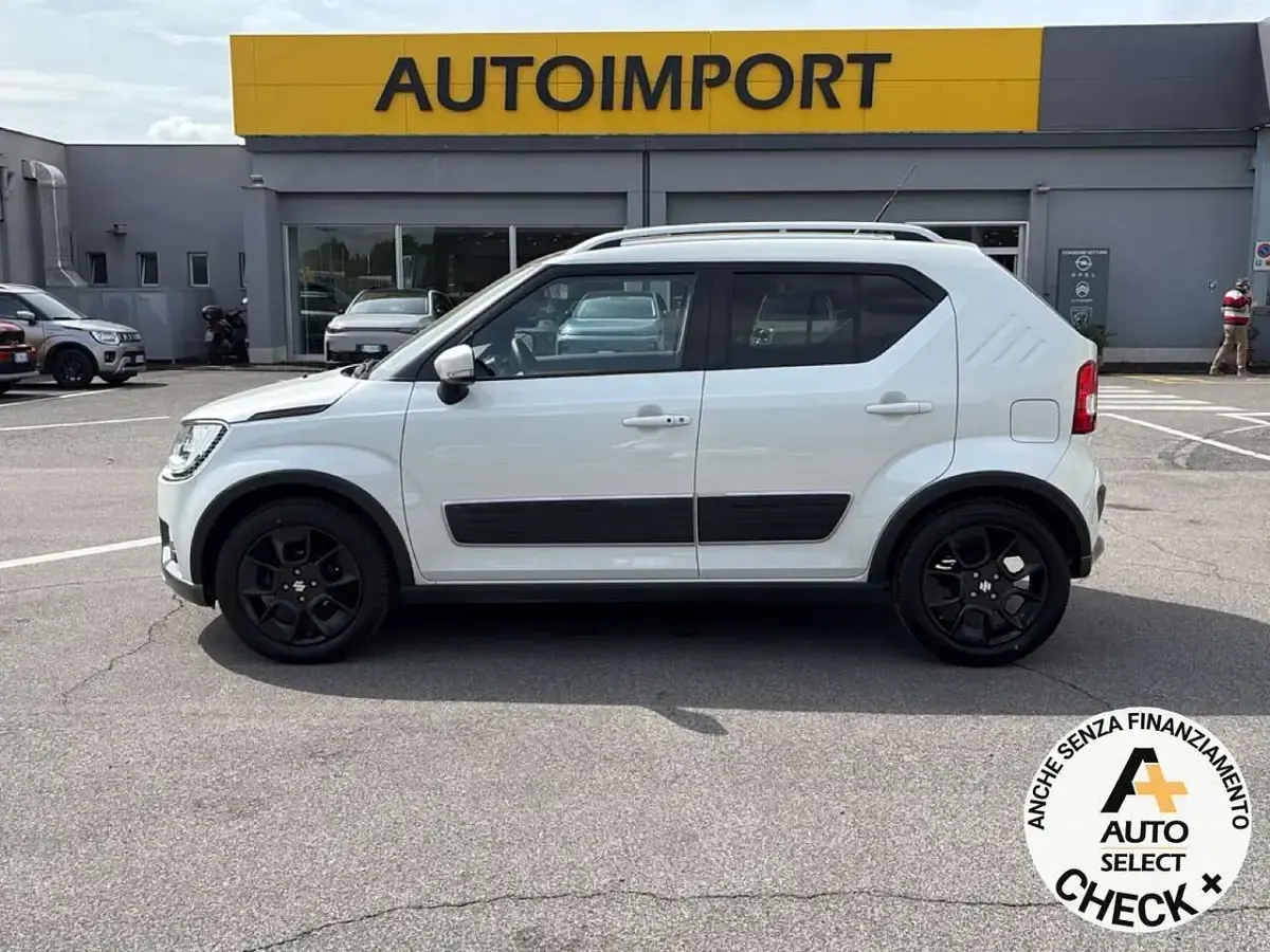 Usata Suzuki Ignis 90 CV (66 kW) 2020 Bianco SUV