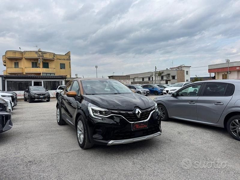 Usata Renault Captur Intens 100 CV (73 kW) 2020 Nero SUV