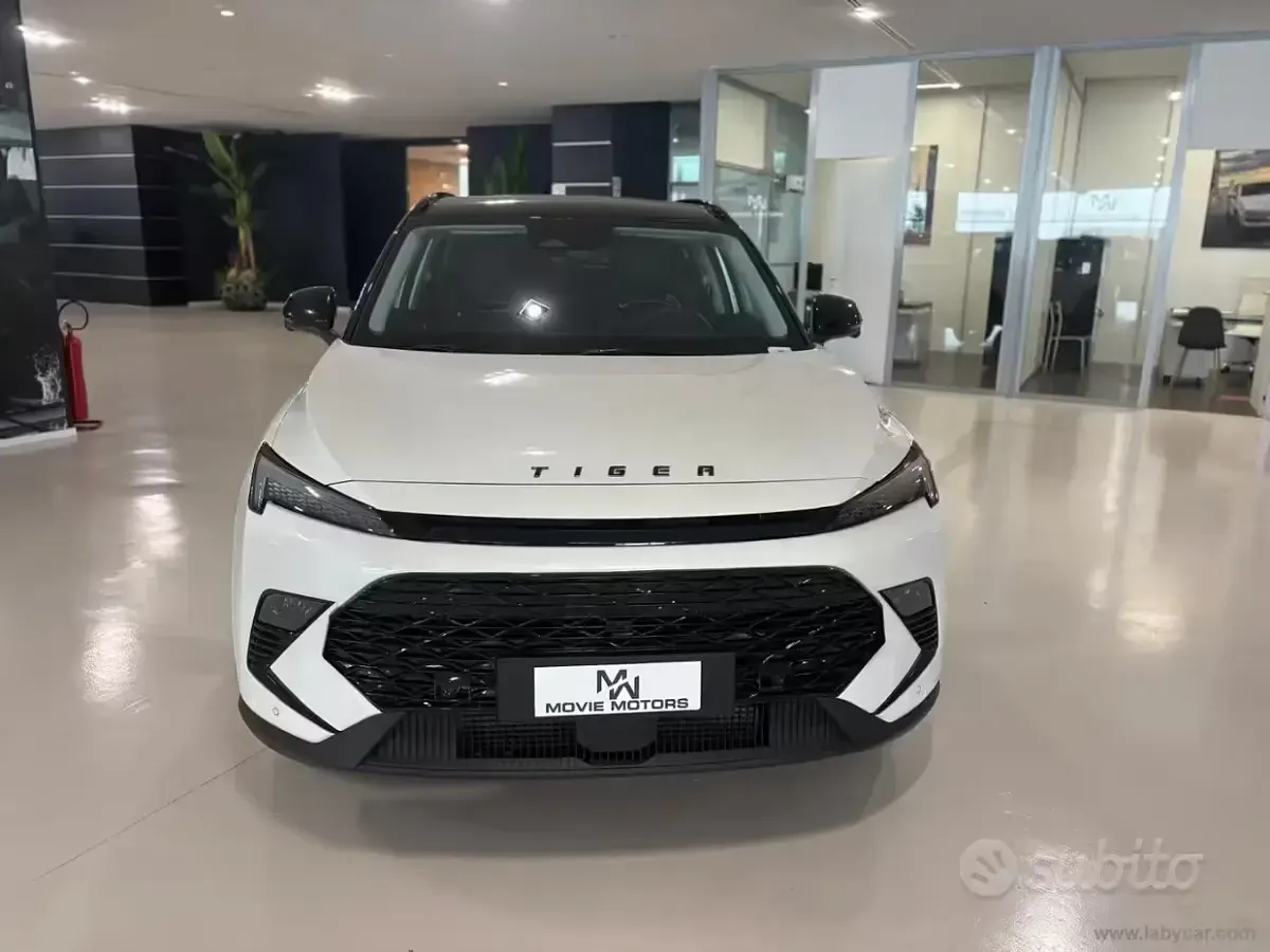 Usata Tiger Six 177 CV (130 kW) 2025 Bianco SUV