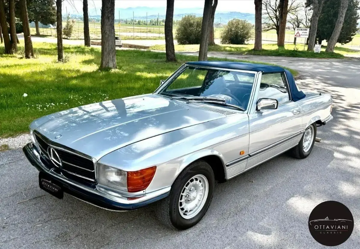 Usata Mercedes SL280 185 CV (136 kW) 1984 Argento Cabrio