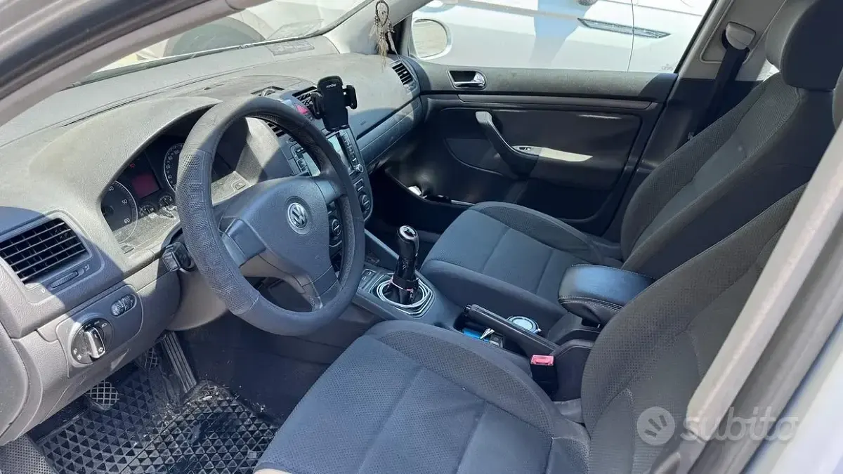 Usata VW Golf IV Comfortline 105 CV (77 kW) 2004 Grigio Berlina