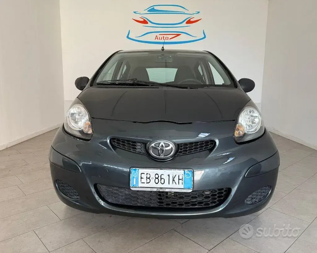 Usata Toyota Aygo 68 CV (50 kW) 2010 Utilitaria