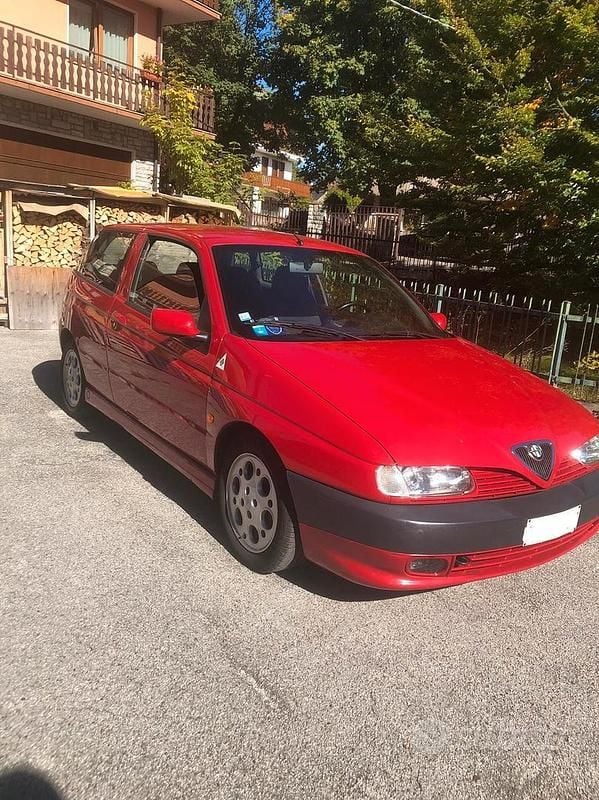 Usata Alfa Romeo 2000 Quadrifoglio 1998 Rosso Berlina