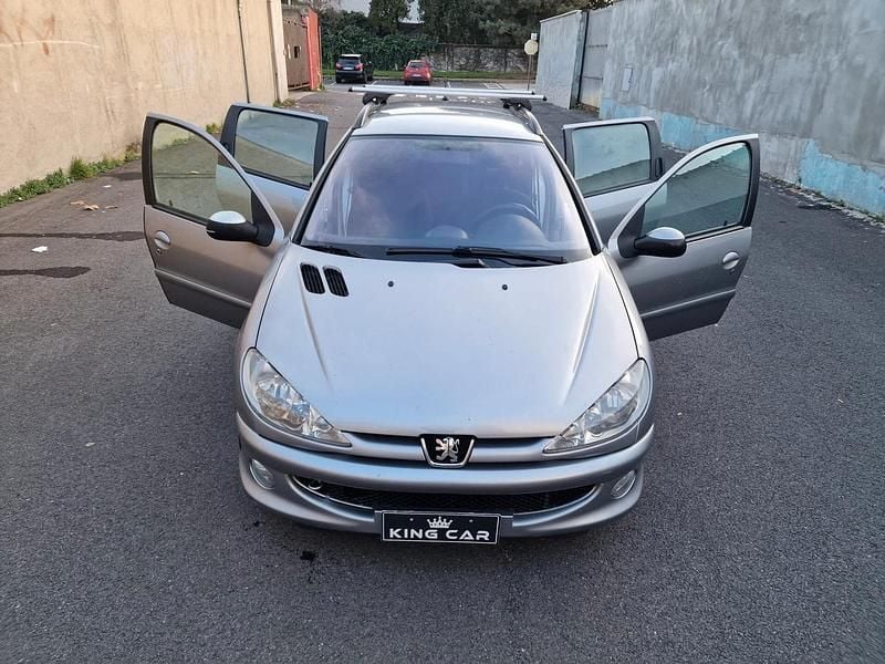 Grigio Usata 2005 Peugeot 206 Station wagon | 1900 € (Ottimo prezzo) - Immagine 1/4