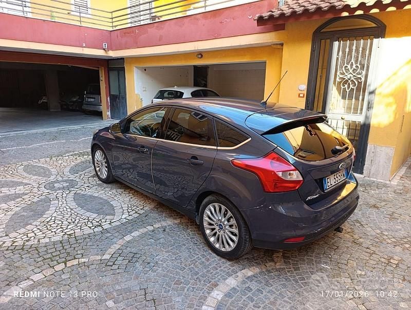 Usata Ford Focus Titanium 115 CV (84 kW) 2012 Grigio Berlina
