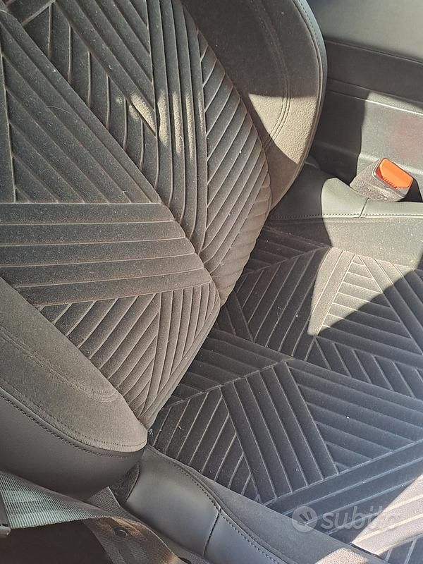 Usata Lancia Ypsilon 80 CV (58 kW) 2024 Utilitaria