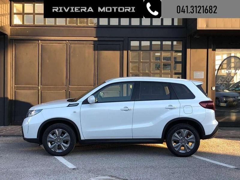 Nuova Suzuki Vitara Cool 110 CV (80 kW) 2026 Bianco SUV